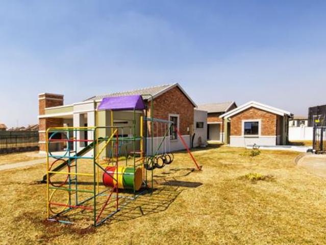 2 Bedroom Apartment in Helderwyk