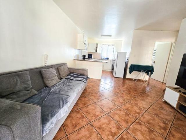 2 Bedroom Apartment in Helikon Park