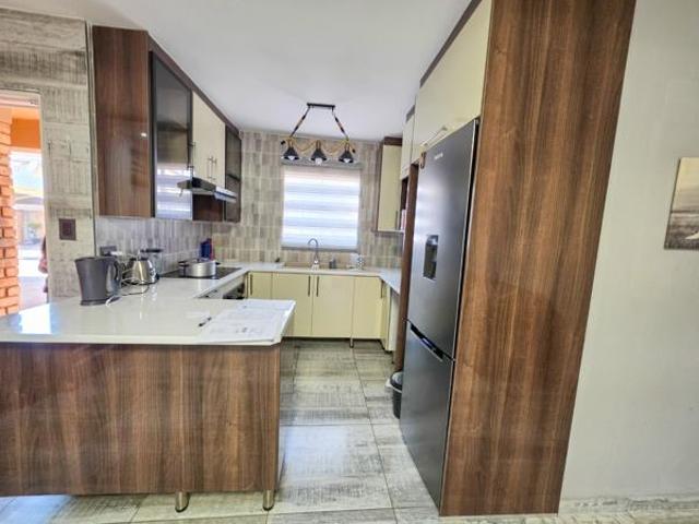 2 Bedroom Apartment in Helikon Park