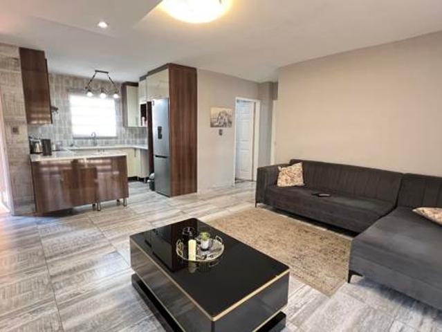 2 Bedroom Apartment in Helikon Park