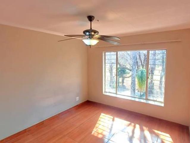 2 Bedroom Apartment in Hennopspark