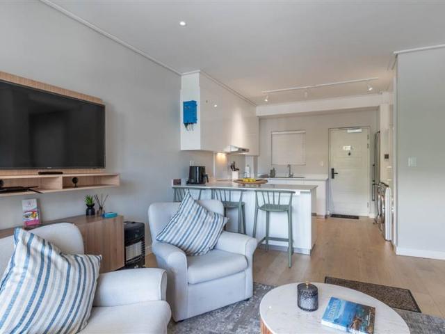 2 Bedroom Apartment in Hermanus Central