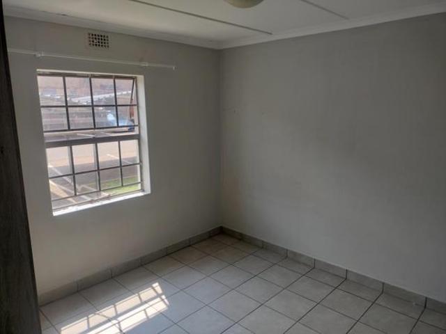 2 Bedroom Apartment in Heuweloord