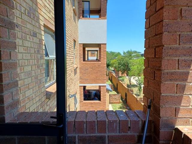 2 Bedroom Apartment in Heuweloord