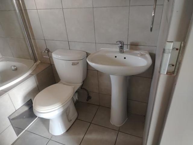 2 Bedroom Apartment in Heuweloord