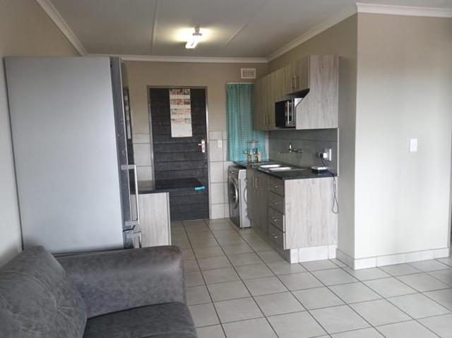 2 Bedroom Apartment in Heuweloord