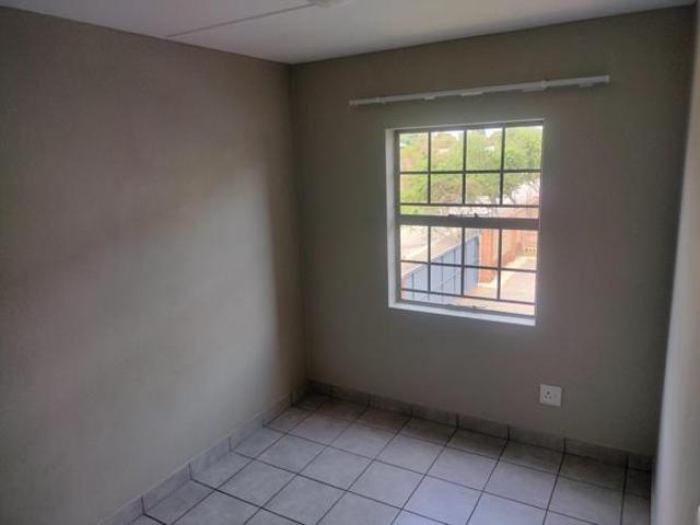 2 Bedroom Apartment in Heuweloord