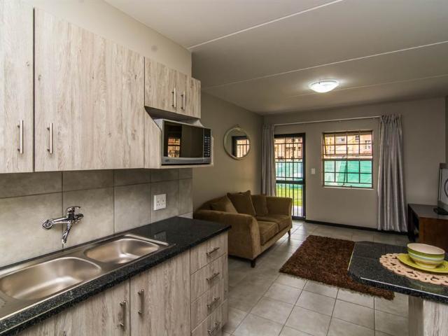 2 Bedroom Apartment in Heuweloord