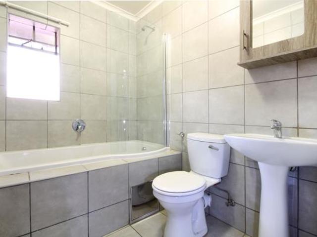 2 Bedroom Apartment in Heuweloord