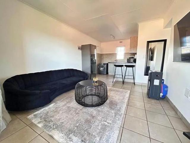 2 Bedroom Apartment in Heuweloord