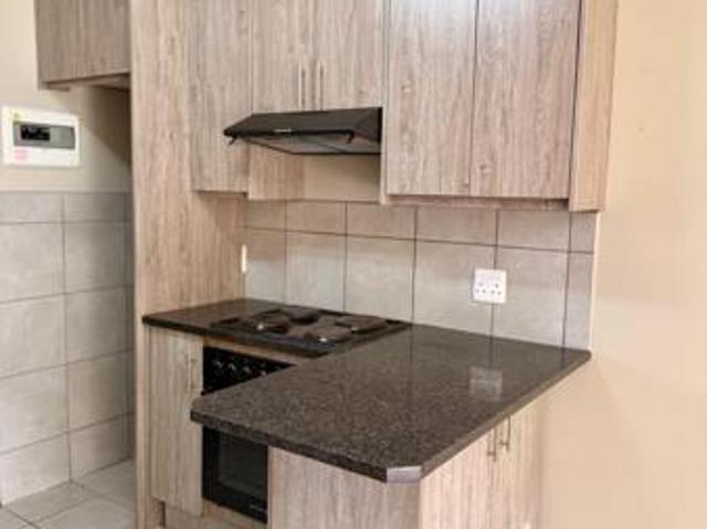 2 Bedroom Apartment in Heuweloord