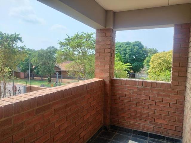 2 Bedroom Apartment in Heuweloord