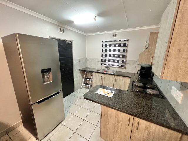 2 Bedroom Apartment in Heuweloord