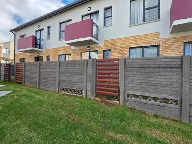 2 Bedroom Apartment in Heuweloord