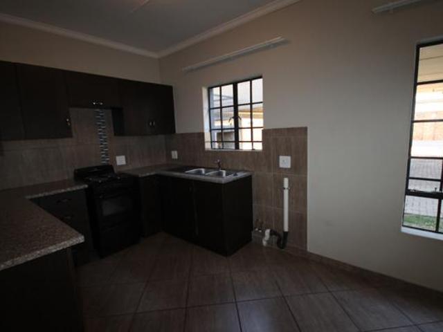 2 Bedroom Apartment in Highveld Park