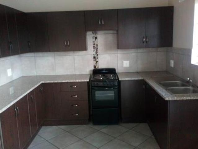 2 Bedroom Apartment in Highveld Park