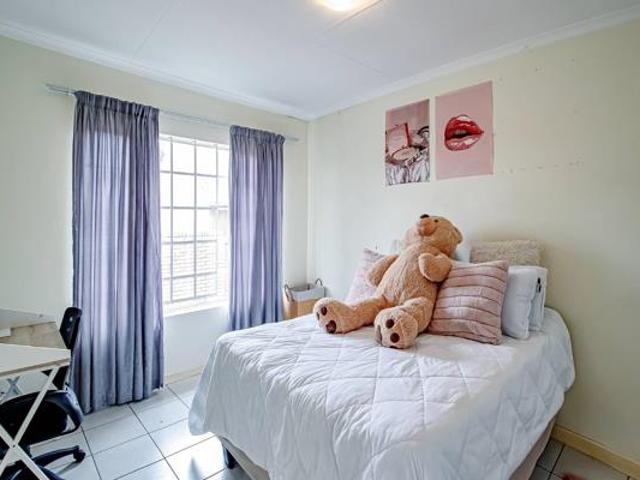 2 Bedroom Apartment in Highveld