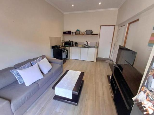 2 Bedroom Apartment in Highlands North