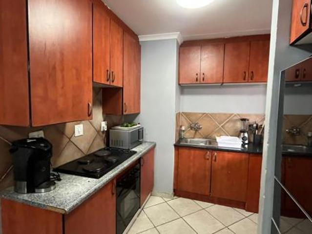 2 Bedroom Apartment in Home Lake