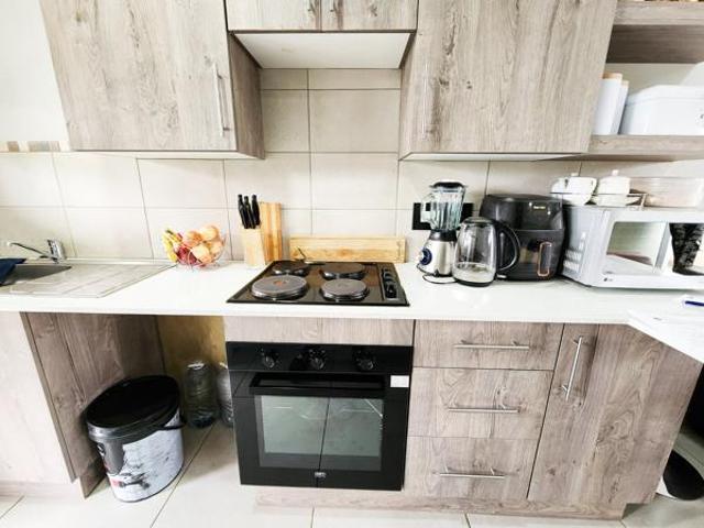2 Bedroom Apartment in Home Lake