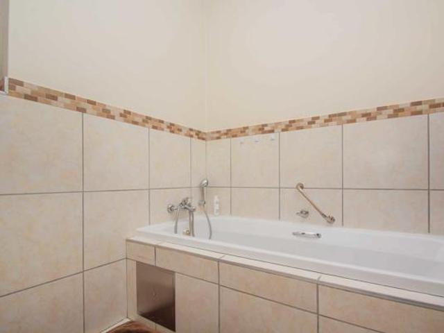 2 Bedroom Apartment in Homes Haven