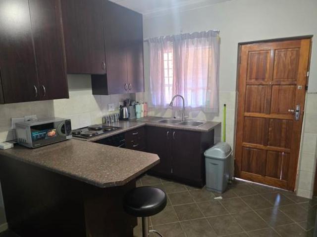 2 Bedroom Apartment in Honey Park