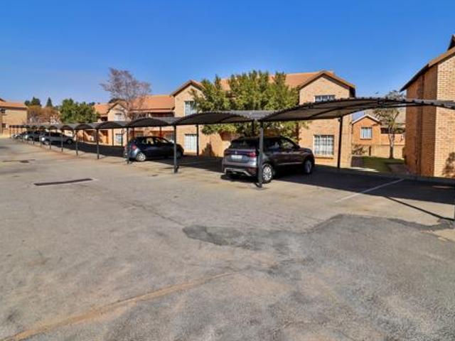 2 Bedroom Apartment in Honey Park