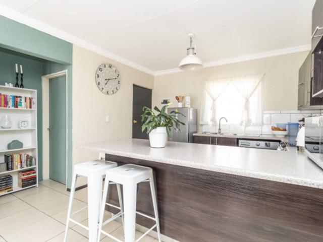 2 Bedroom Apartment in Honey Park