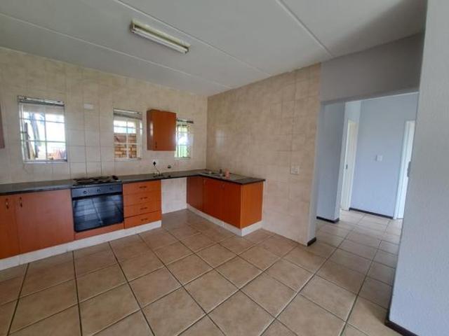 2 Bedroom Apartment in Honey Park