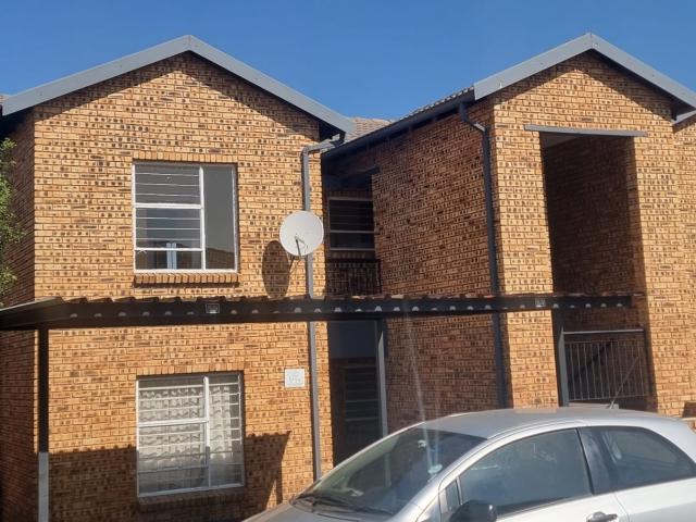 2 Bedroom Apartment in Honeydew Grove