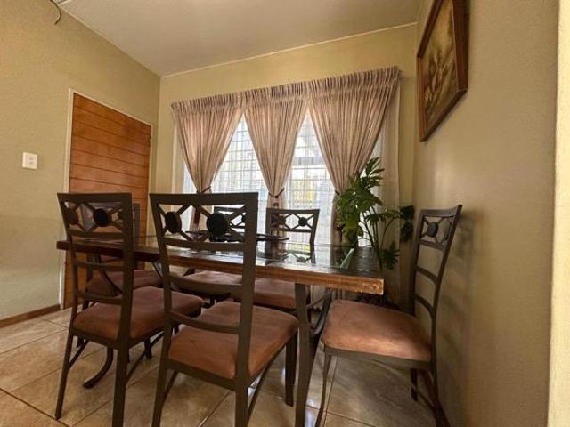 2 Bedroom Apartment in Honeydew Grove