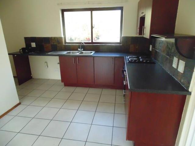 2 Bedroom Apartment in Honeydew Grove