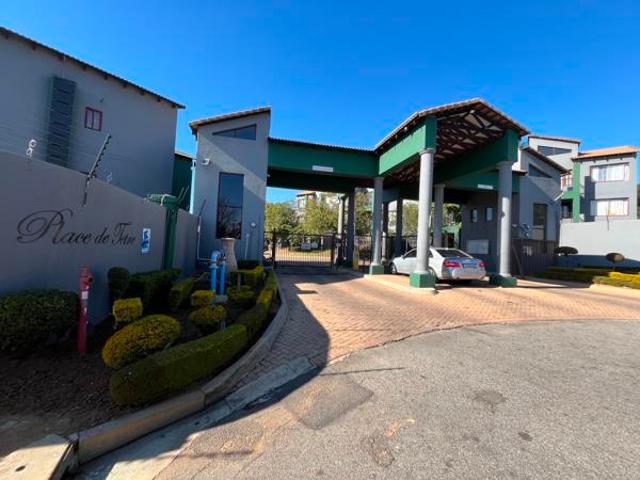 2 Bedroom Apartment in Honeydew Grove