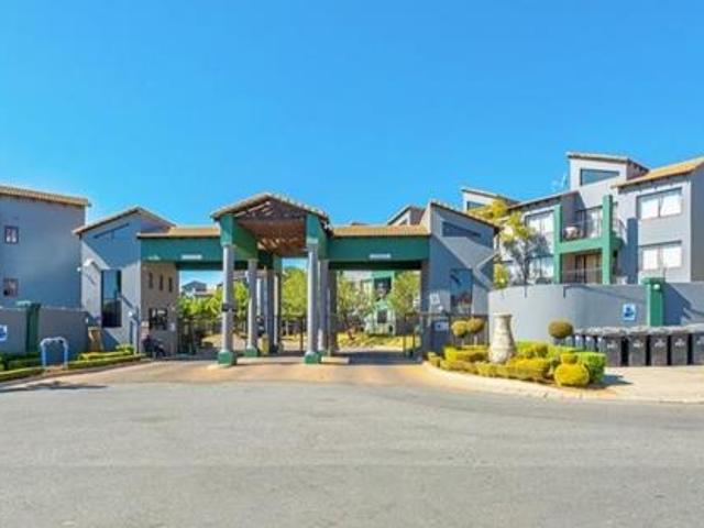 2 Bedroom Apartment in Honeydew Grove
