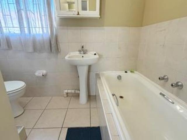 2 Bedroom Apartment in Honeydew