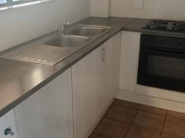 2 Bedroom Apartment in Honeydew