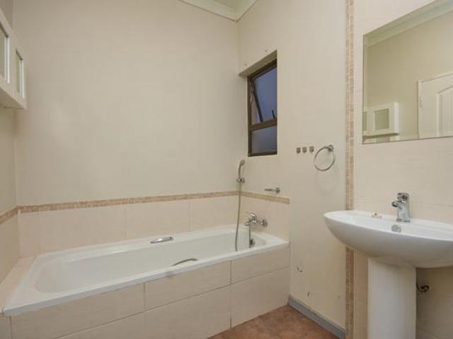 2 Bedroom Apartment in Honeydew