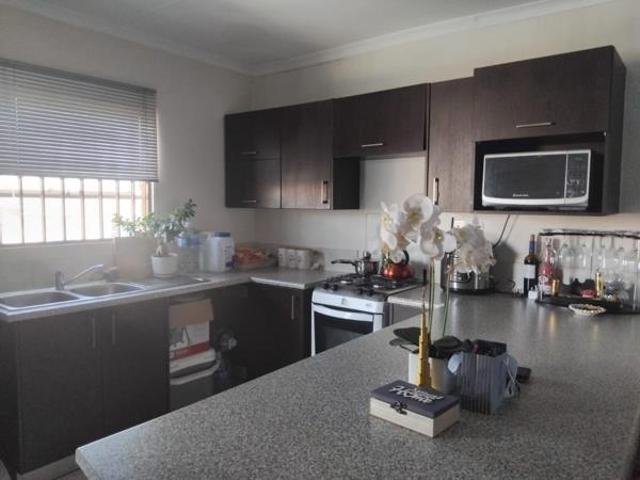 2 Bedroom Apartment in Honeydew