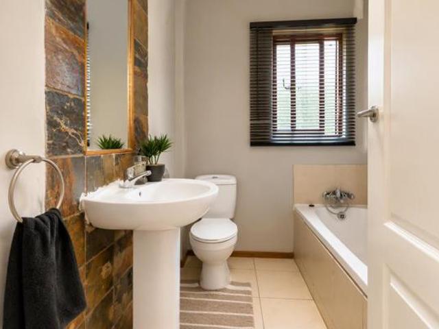 2 Bedroom Apartment in Honeydew