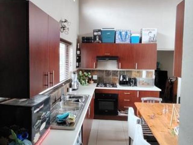 2 Bedroom Apartment in Honeydew