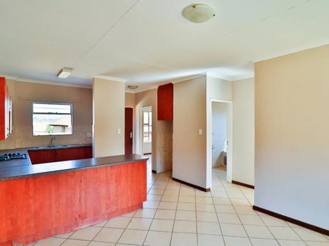 2 Bedroom Apartment in Honeydew