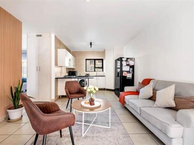 2 Bedroom Apartment in Honeydew