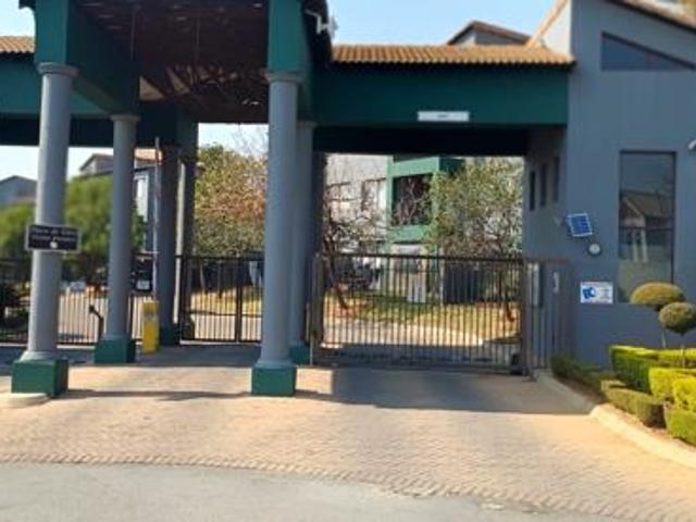 2 Bedroom Apartment in Honeydew