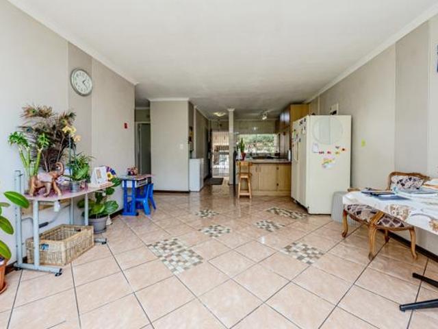2 Bedroom Apartment in Horizon View