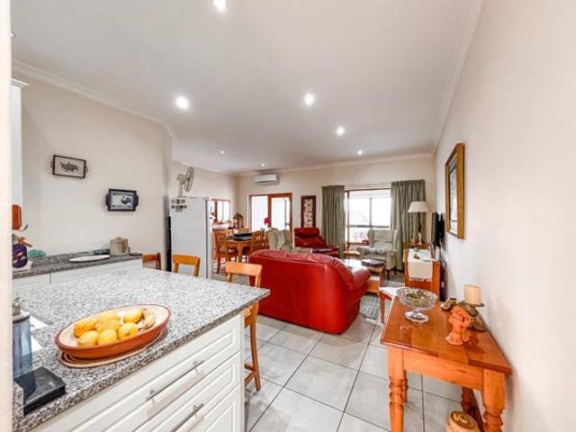 2 Bedroom Apartment in Howick North