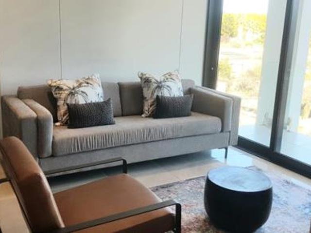 2 Bedroom Apartment in Houghton Estate
