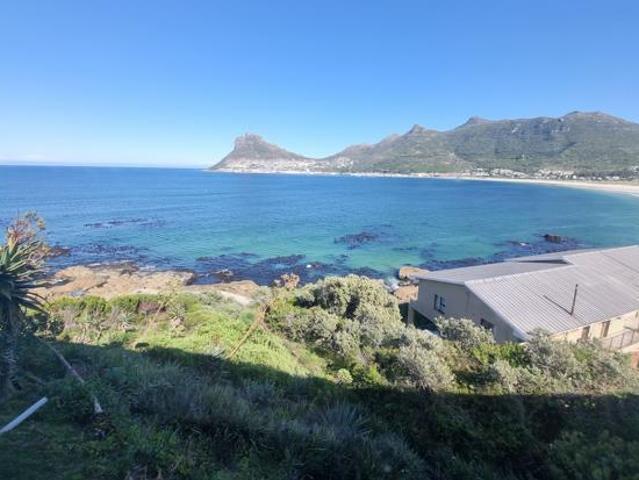 2 Bedroom Apartment in Hout Bay Central