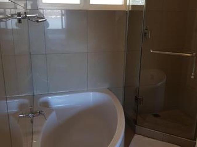 2 Bedroom Apartment in Hout Bay Central