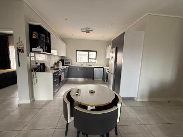 2 Bedroom Apartment in Izinga