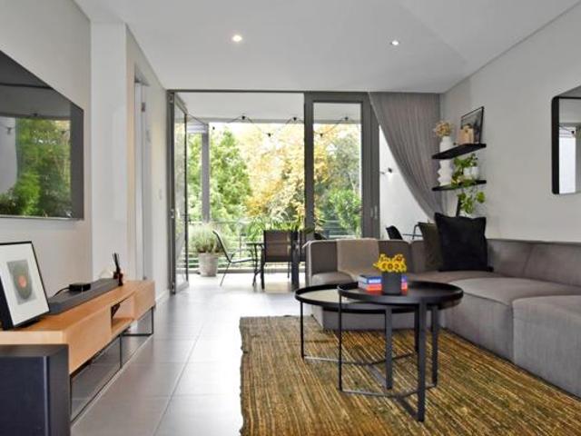 2 Bedroom Apartment in Illovo
